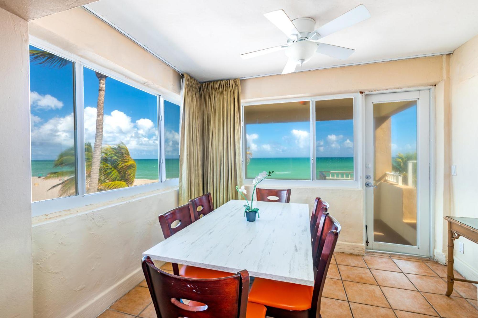 Enchanted Isle Hollywood Beach Resort Bagian luar foto
